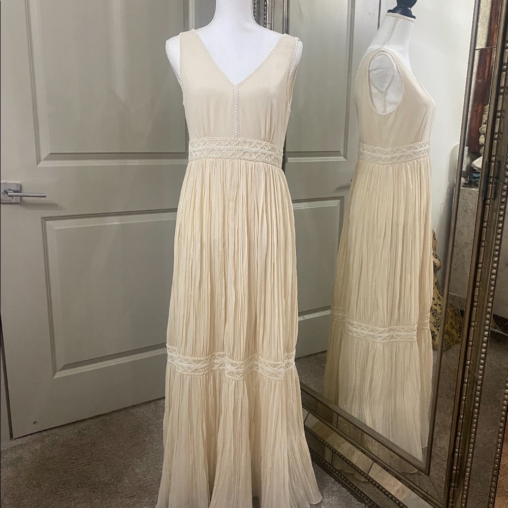 Elegant Cream Maxi Dress